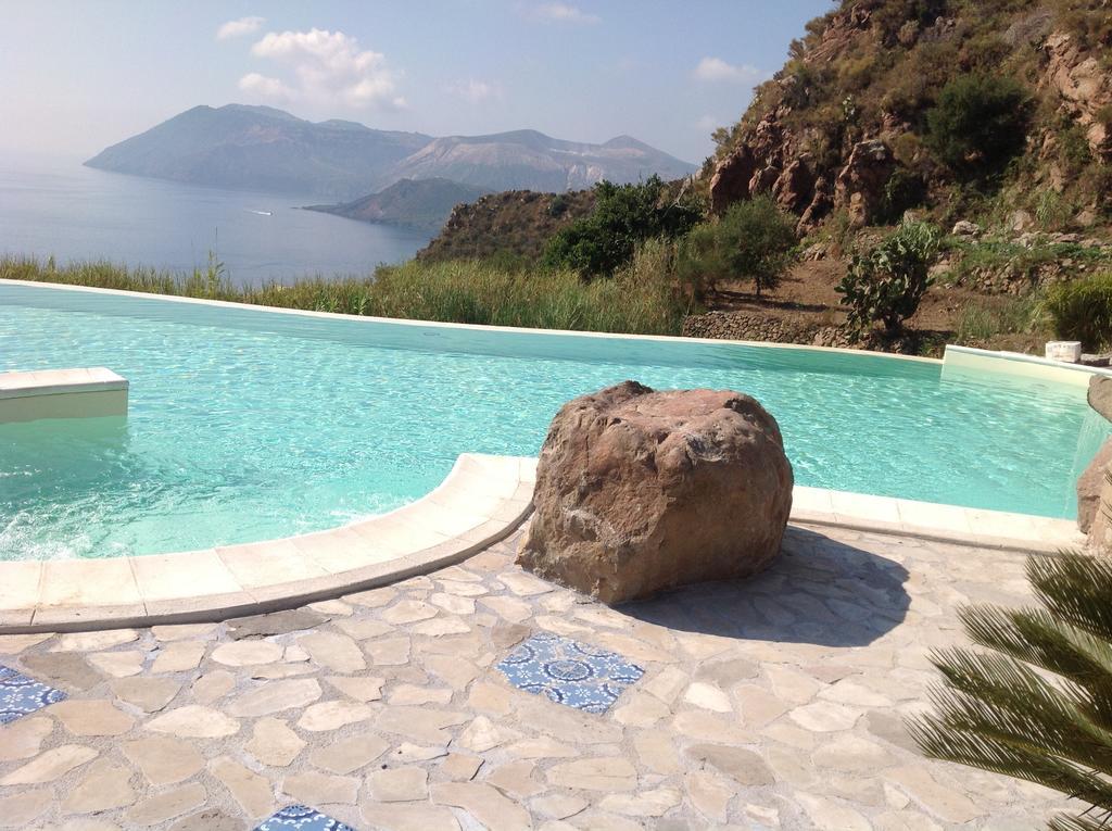 Case Vacanze Margherita ลีปารี ภายนอก รูปภาพ