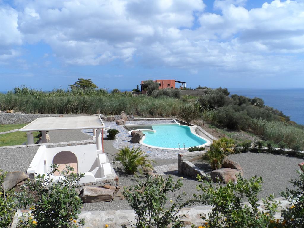Case Vacanze Margherita ลีปารี ภายนอก รูปภาพ